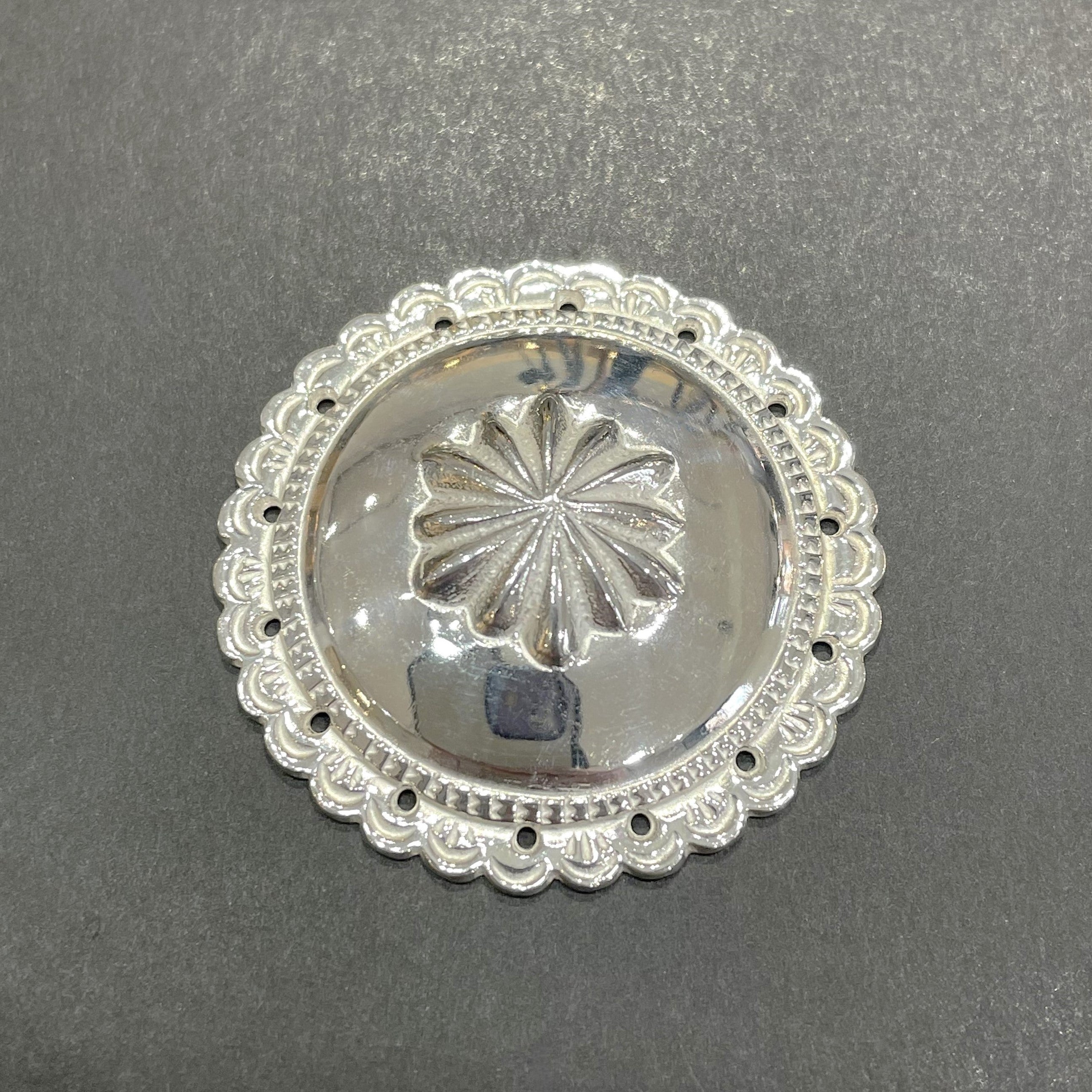 ゴローズ goro's [新品]SVコンチョ※直径約3.95㎝ – DELTAone