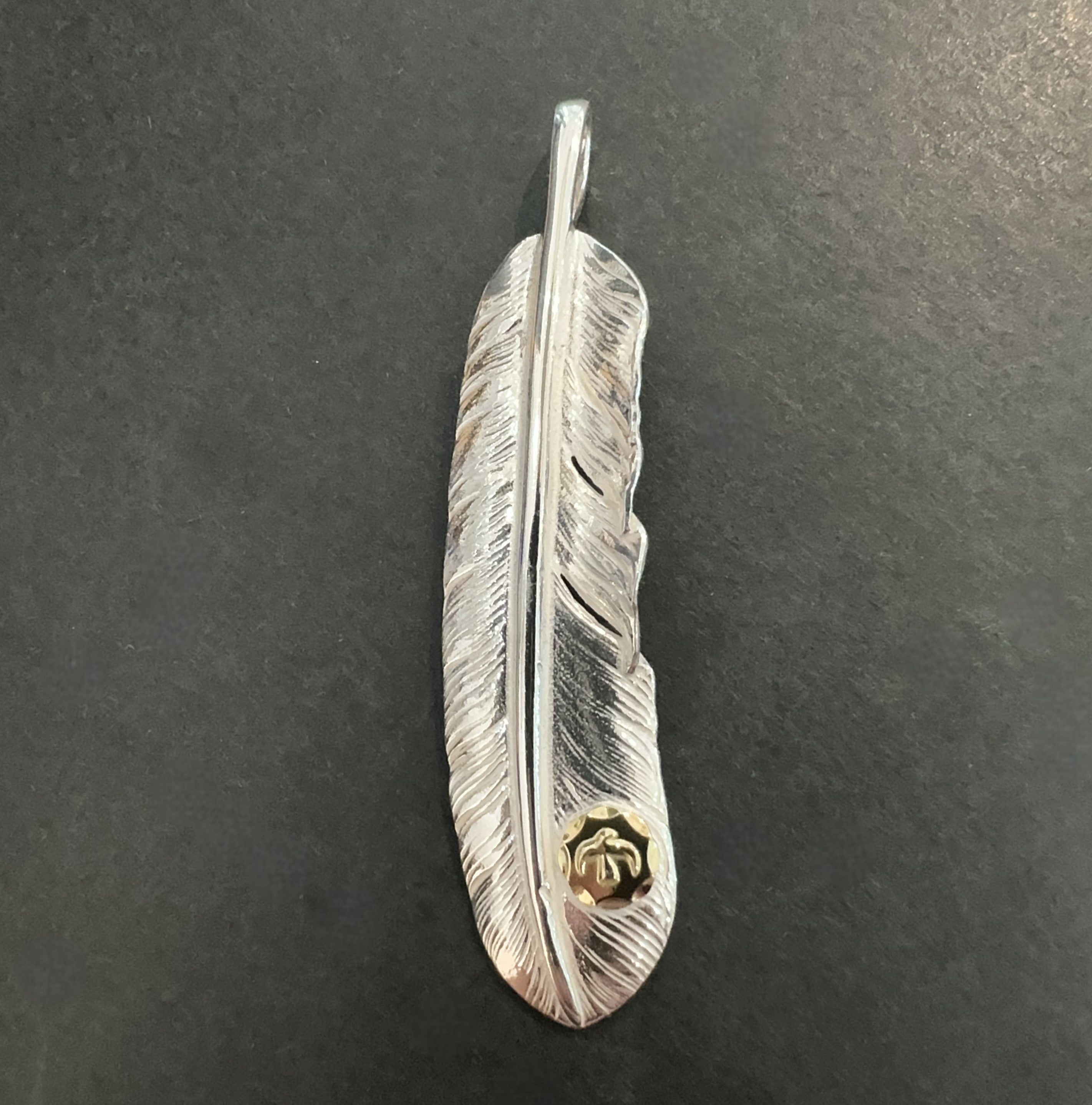 ゴローズ goro's [新品][現行]メタル付特大フェザー(左) – DELTAone