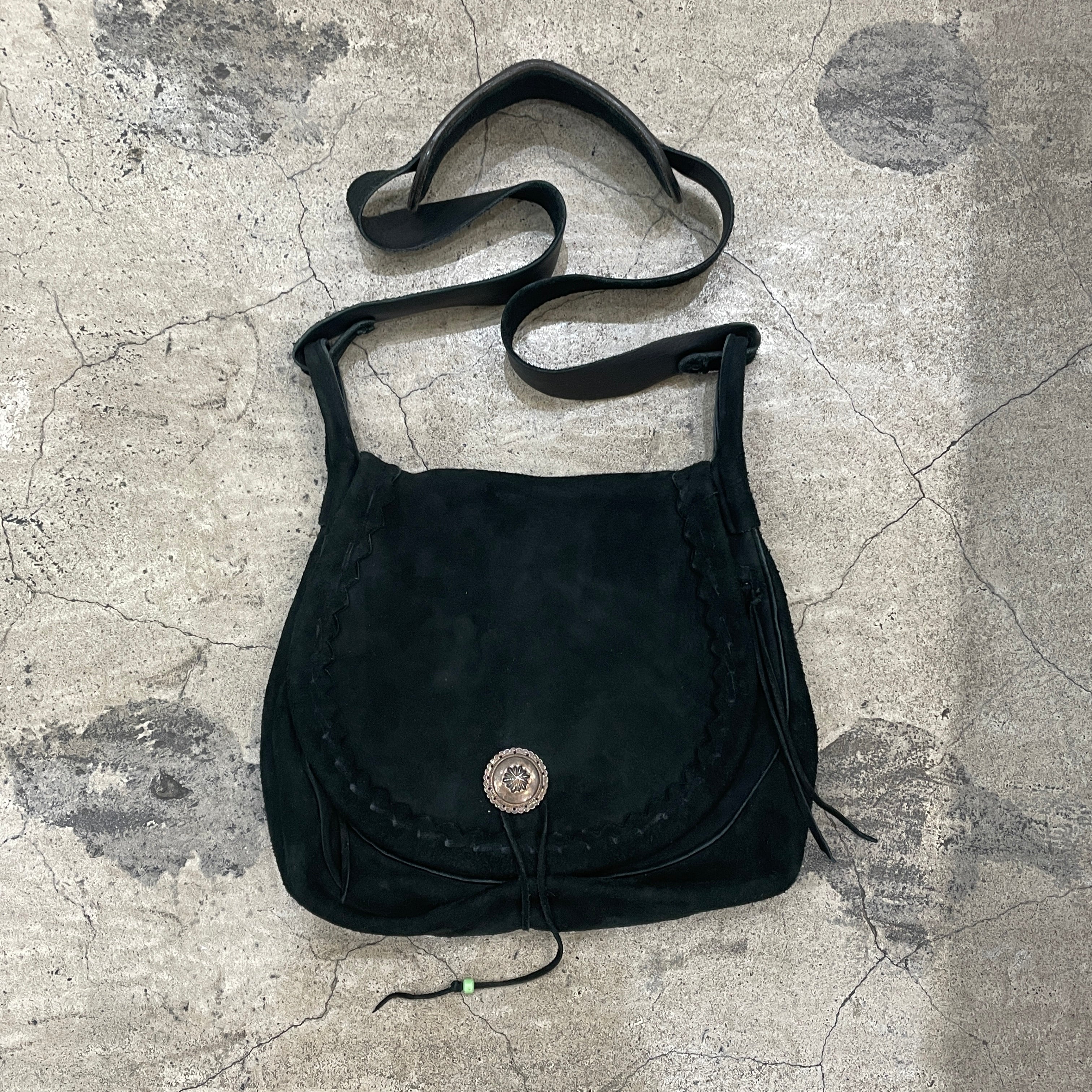 ゴローズ　バッグ ゴローズ goro's [美品]カスタムハンティングバッグ(黒)(L) – DELTAone