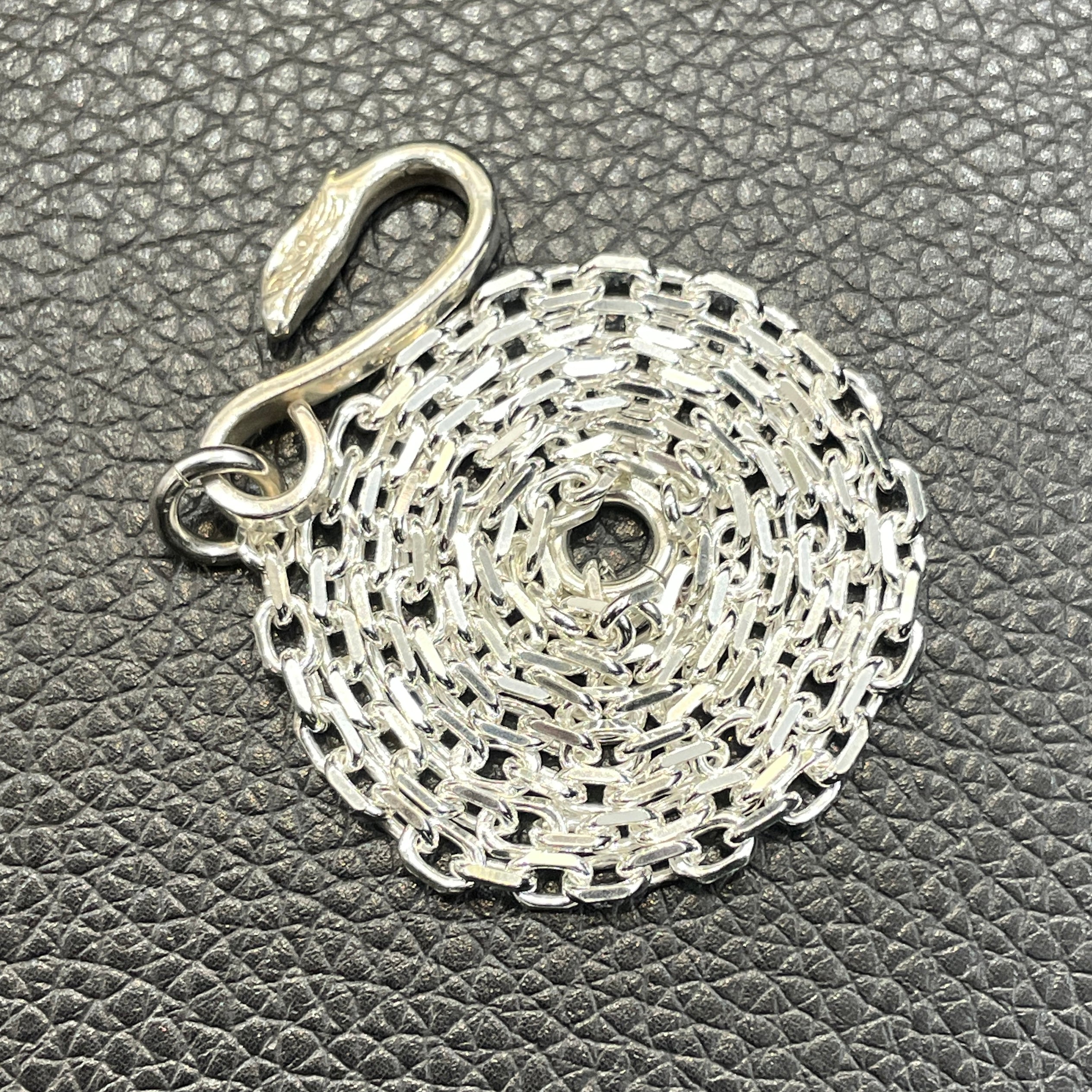 ゴローズ goro's イーグルフック細角チェーン – DELTAone