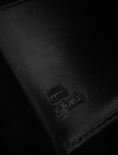 ゴローズ goro's 新型二つ折り財布 (黒) ゴローズ goro's カスタム新型二つ折り財布(黒)※コンチョ