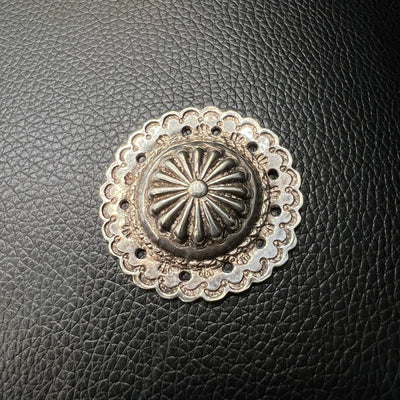 ゴローズ goro's SVフラワーコンチョ(大)