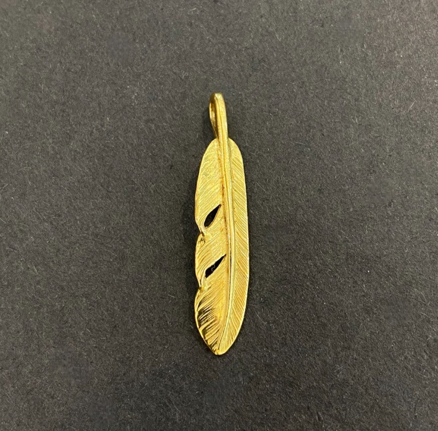 フェザー – ページ 7 – DELTAone