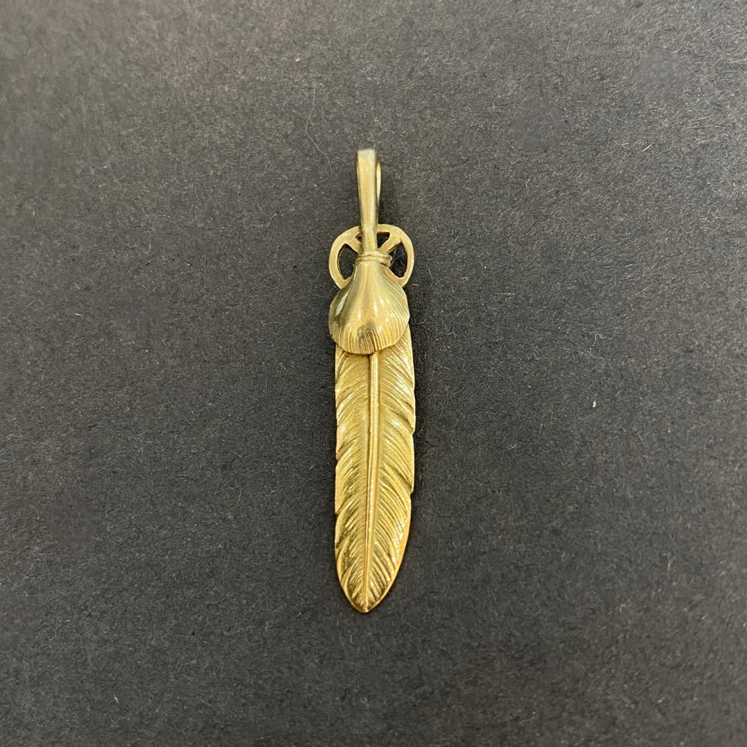 ❗️激渋　人気❗️ターコイズフェザー２枚　鷹爪フェザー１枚　計３枚トリプル❗️ ❗️激渋 人気❗️ターコイズフェザー2枚 鷹爪フェザー1枚 計3