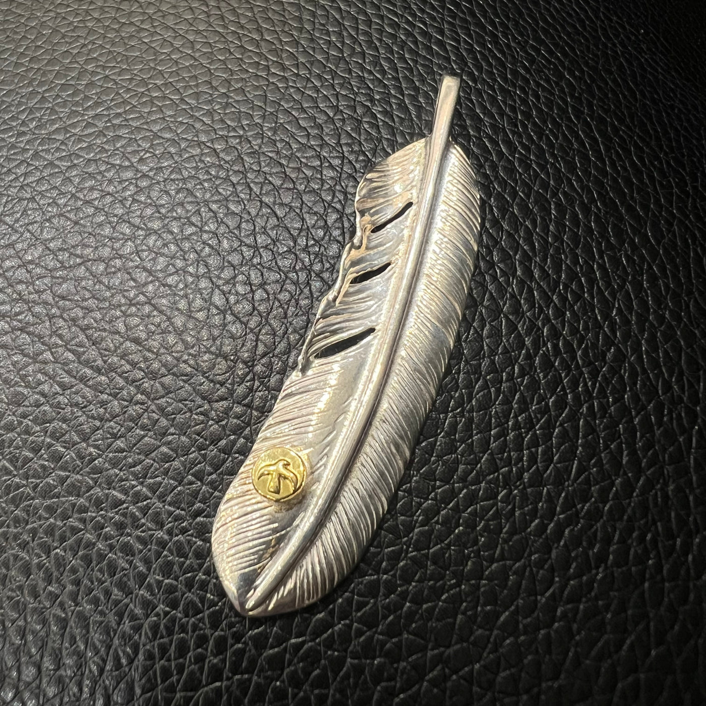 ゴローズ goro's［超美品］ [現行]メタル付特大フェザー(右) ※メタル小