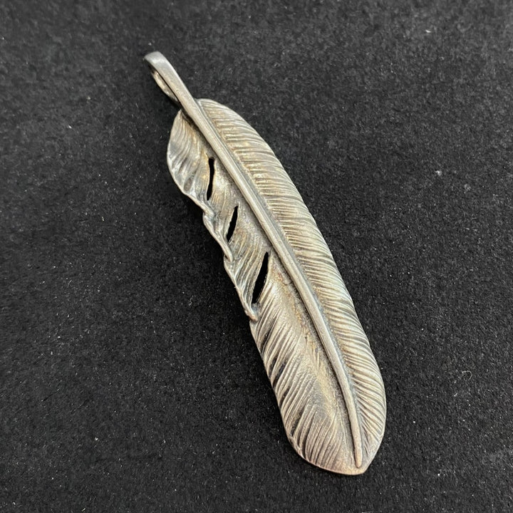 ゴローズ goro's [現行]プレーン特大フェザー(右)※雰囲気あり – DELTAone