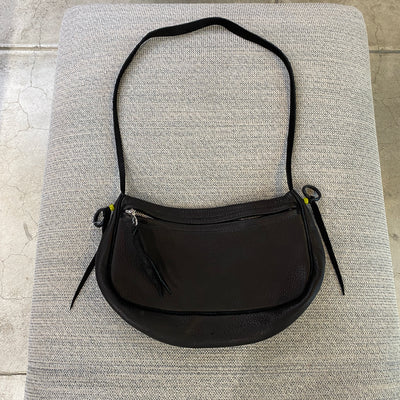 ゴローズ goro's [新品]肩掛けポーチ(黒)※革裏面