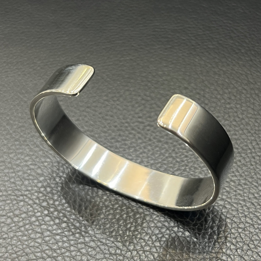 came one ケイムワン 顔ブレス 　ラリースミス　ゴローズ 希少came one ケイムワン 顔ブレス イーグルバングル ラリー