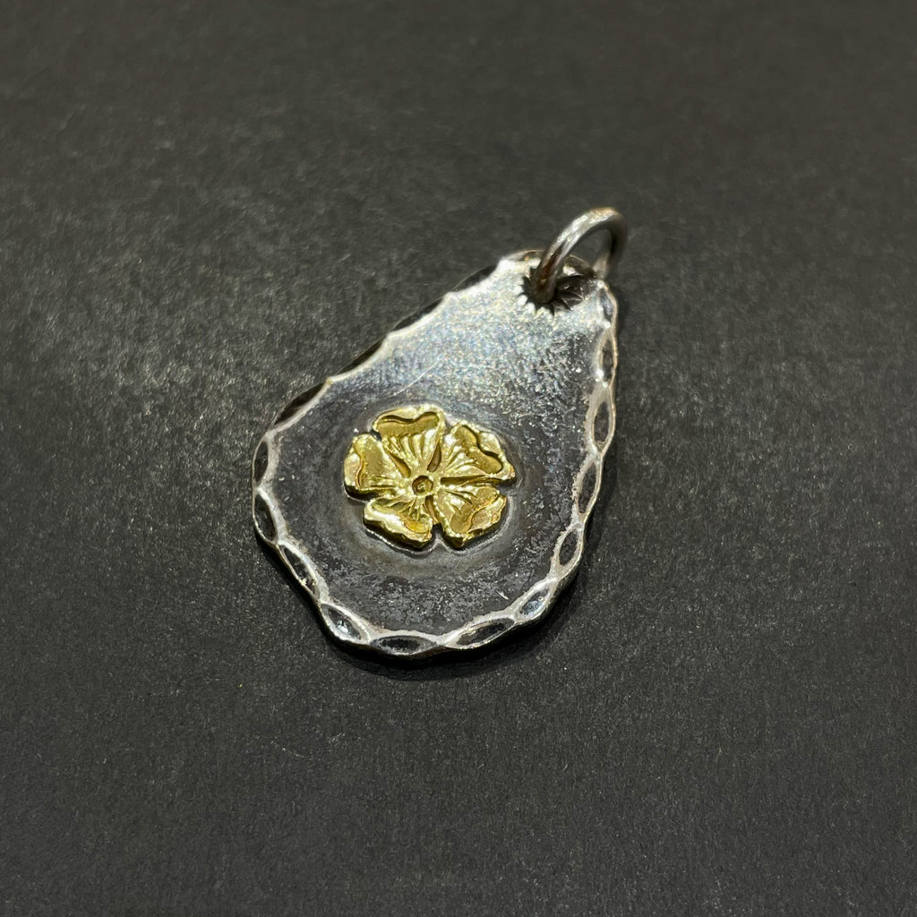 ひ*ち様 ゴローズ goro's 金ローズ印台 金ローズリング ひ*ち様 ゴローズ goro's 金ローズ印台 金ローズリング - メルカリ