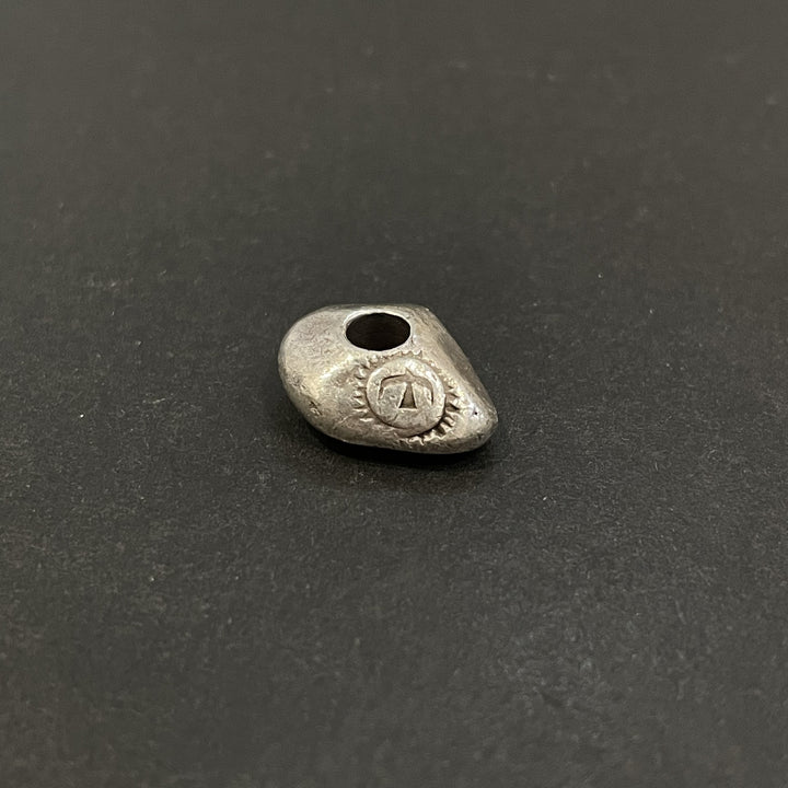 ゴローズ goro's 刻印ビーズ(左) – DELTAone