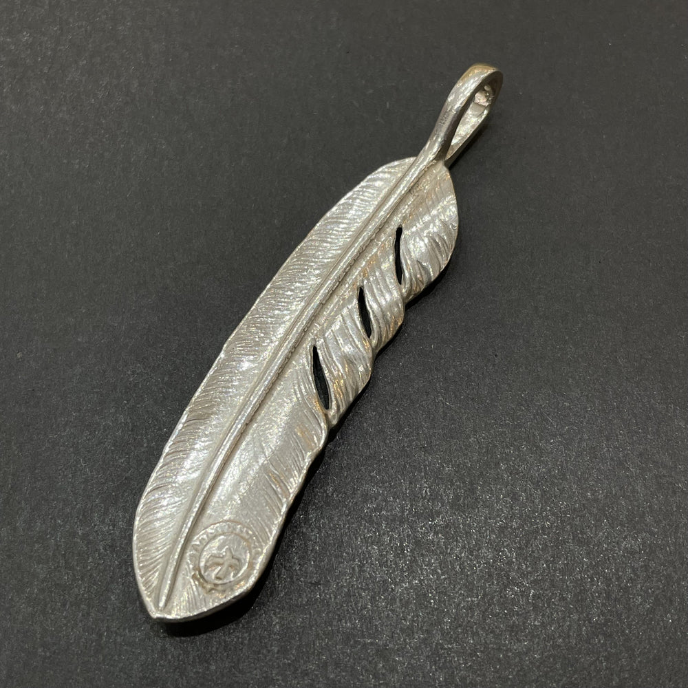 フェザー – DELTAone