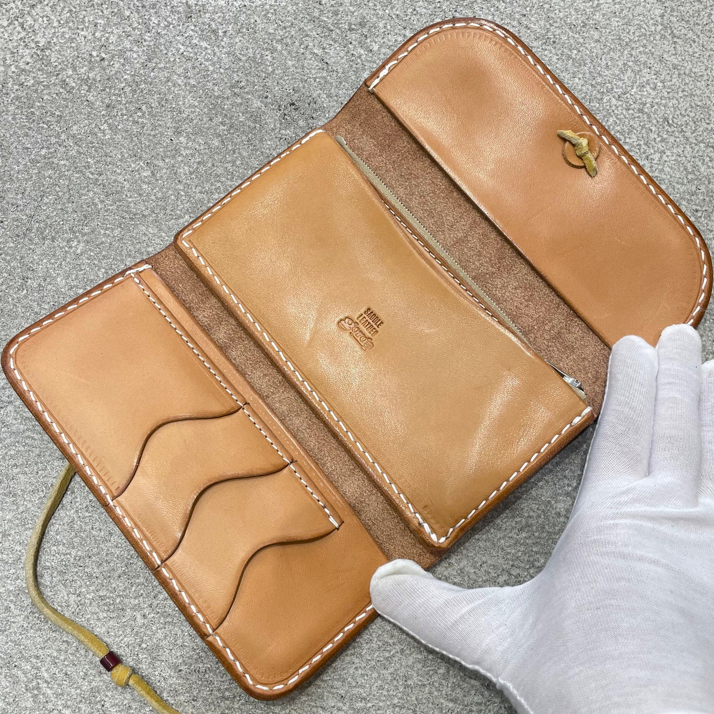 ゴローズ goro's [美品]三つ折り長財布(サドル)