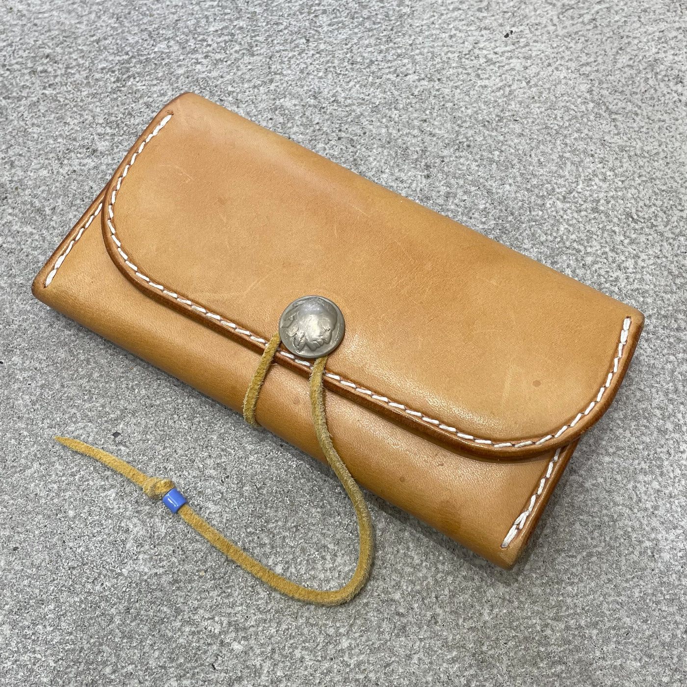 ゴローズ goro's 三つ折り長財布(サドル)