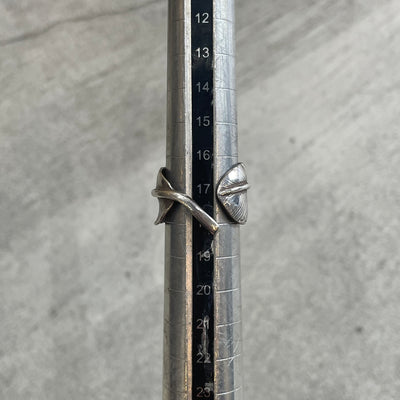 ゴローズ goro's メタル付フェザーリング(17号)※斜め飛び