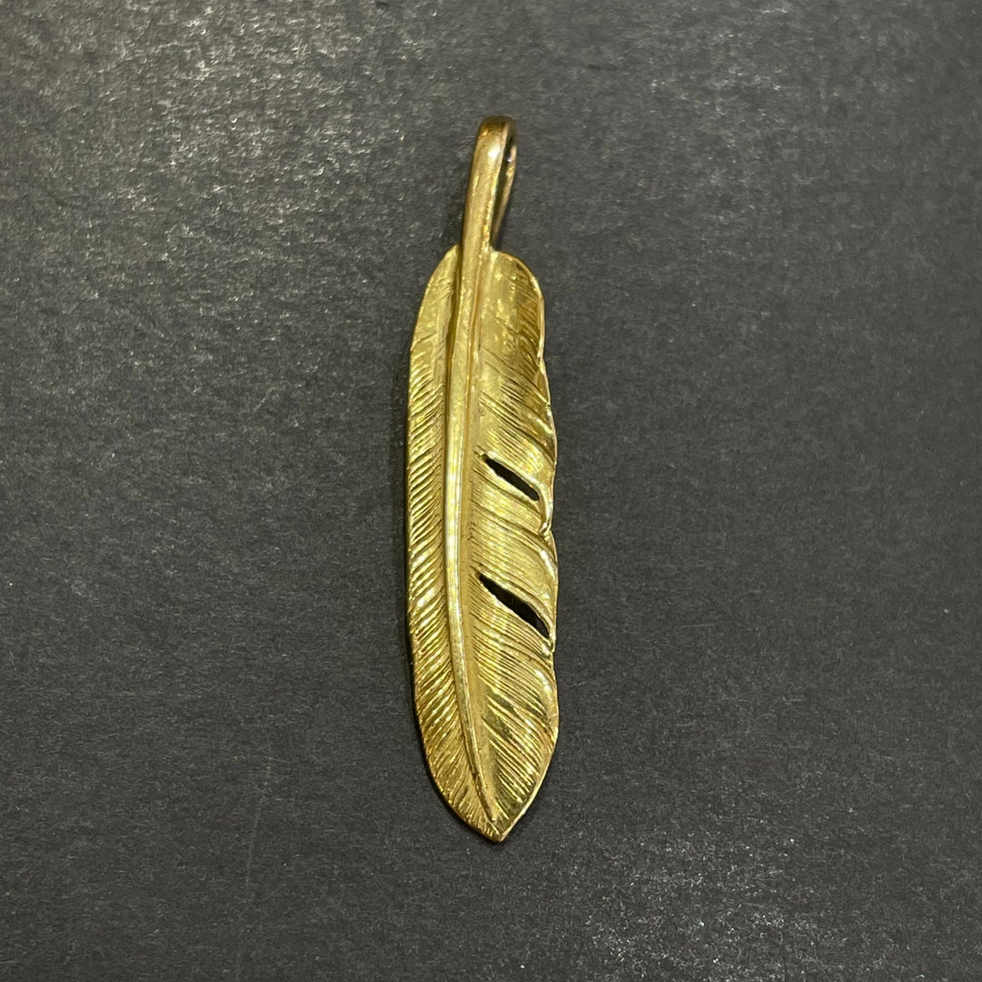 フェザー – DELTAone