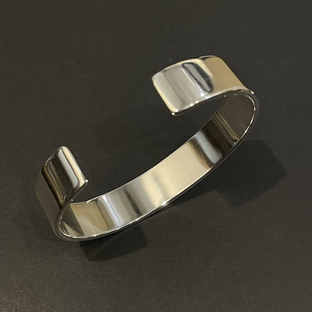 ブレス – DELTAone