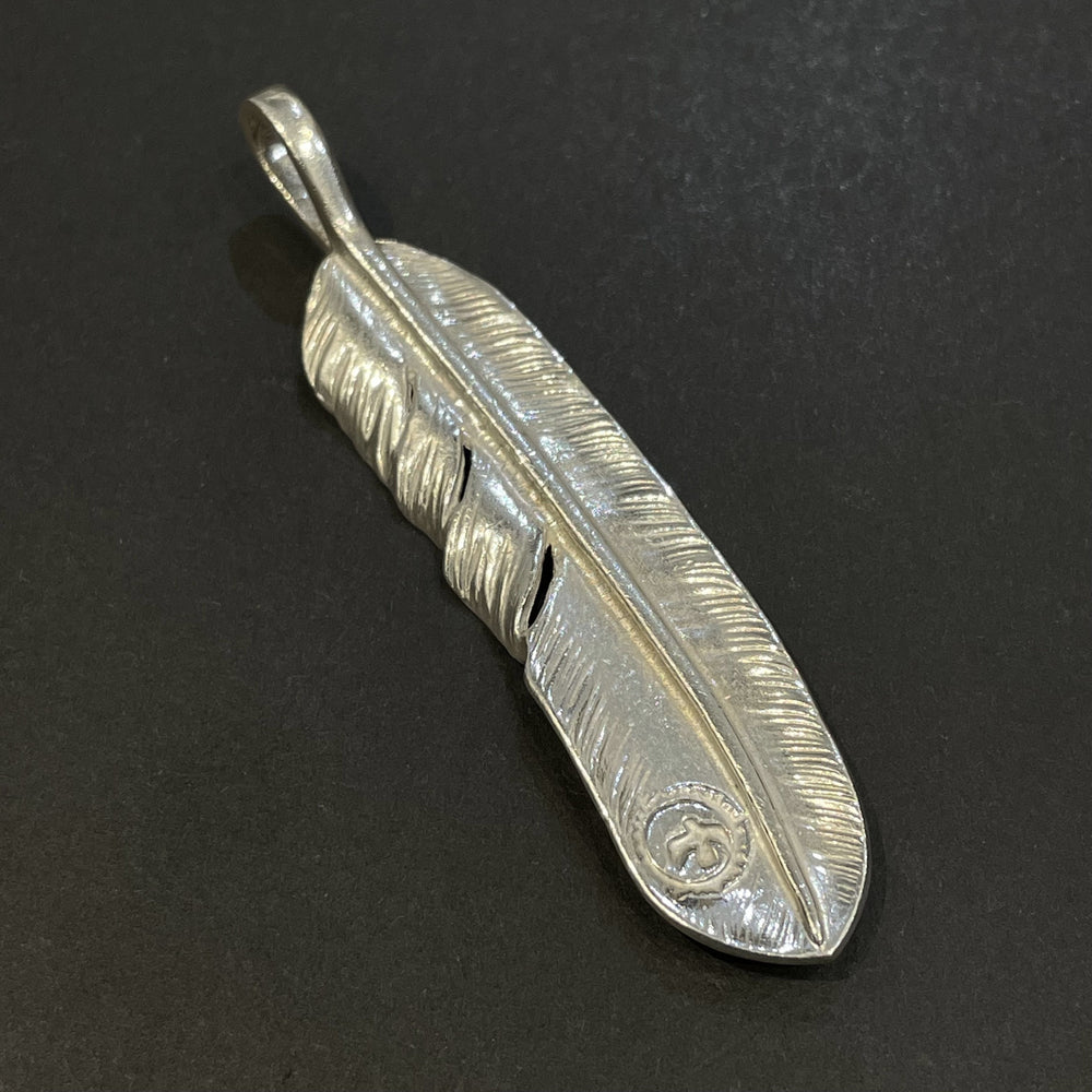 フェザー – DELTAone