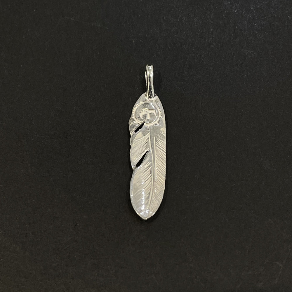 フェザー – DELTAone