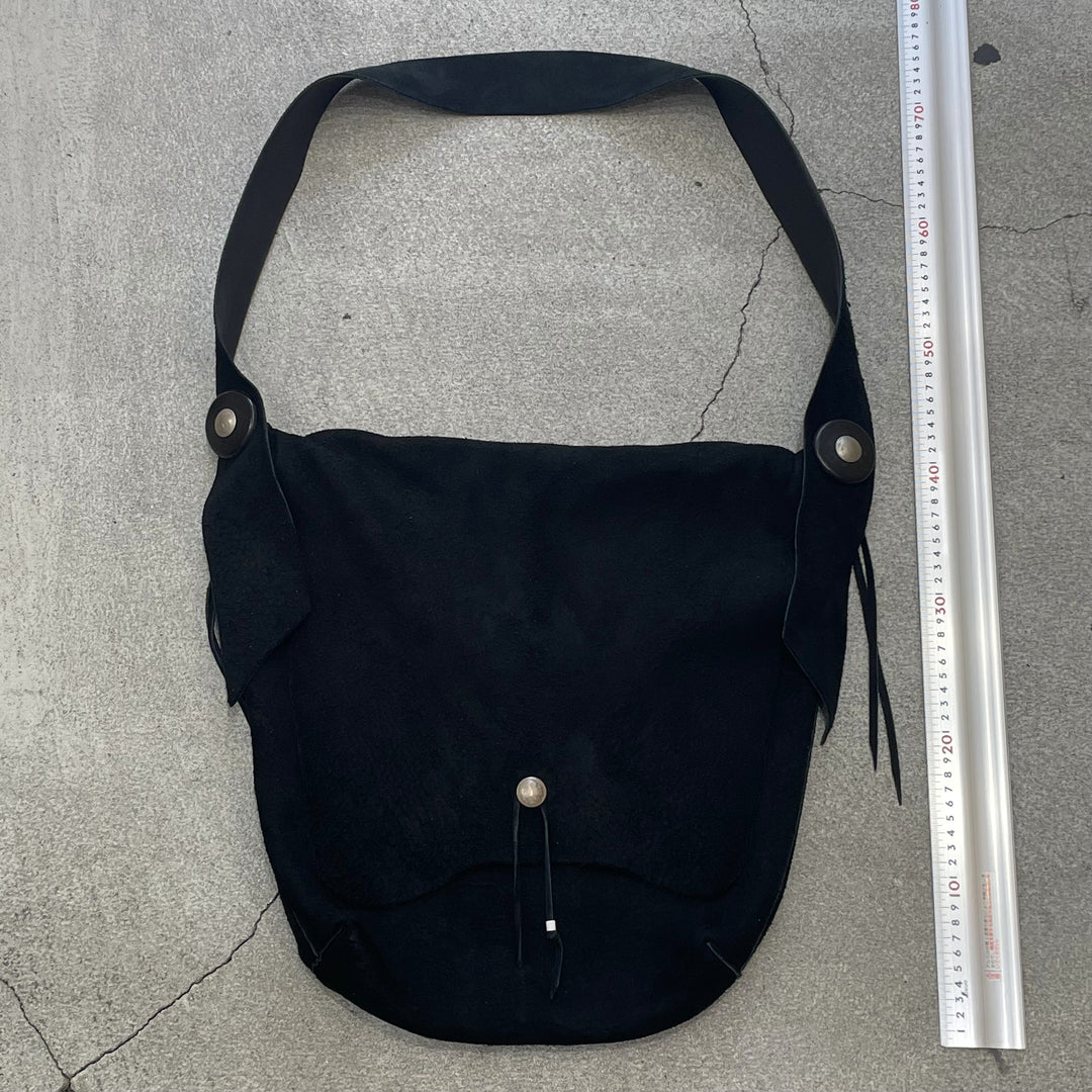 ゴローズ goro's [希少][現行][美品]ディアスキンバッグ(M)黒 – DELTAone