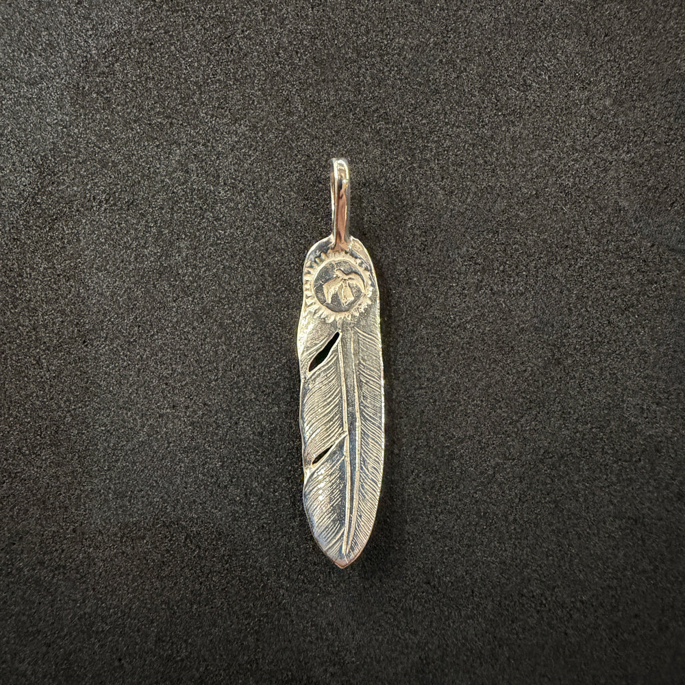 フェザー – DELTAone