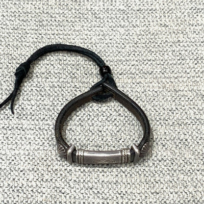 ゴローズ goro's 美品 カンブレス(黒)