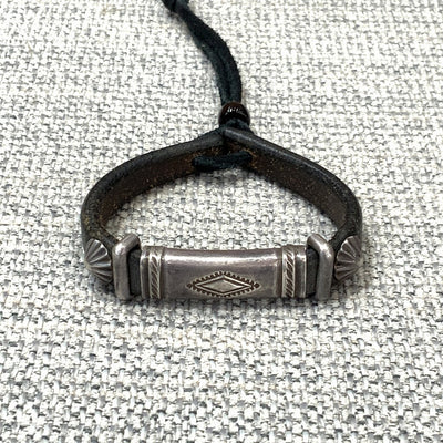 ゴローズ goro's 美品 カンブレス(黒)