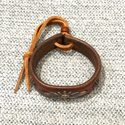 ゴローズ goro's GC24付コンチョ付革ブレス(赤茶)