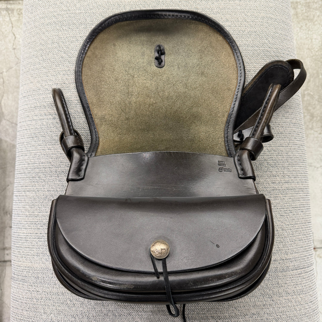 【定価大幅値上げ】ゴローズ　goros ハンティングバッグ黒S ゴローズ goro's [ほぼ新品]ハンティングバッグS(黒) – DELTAone