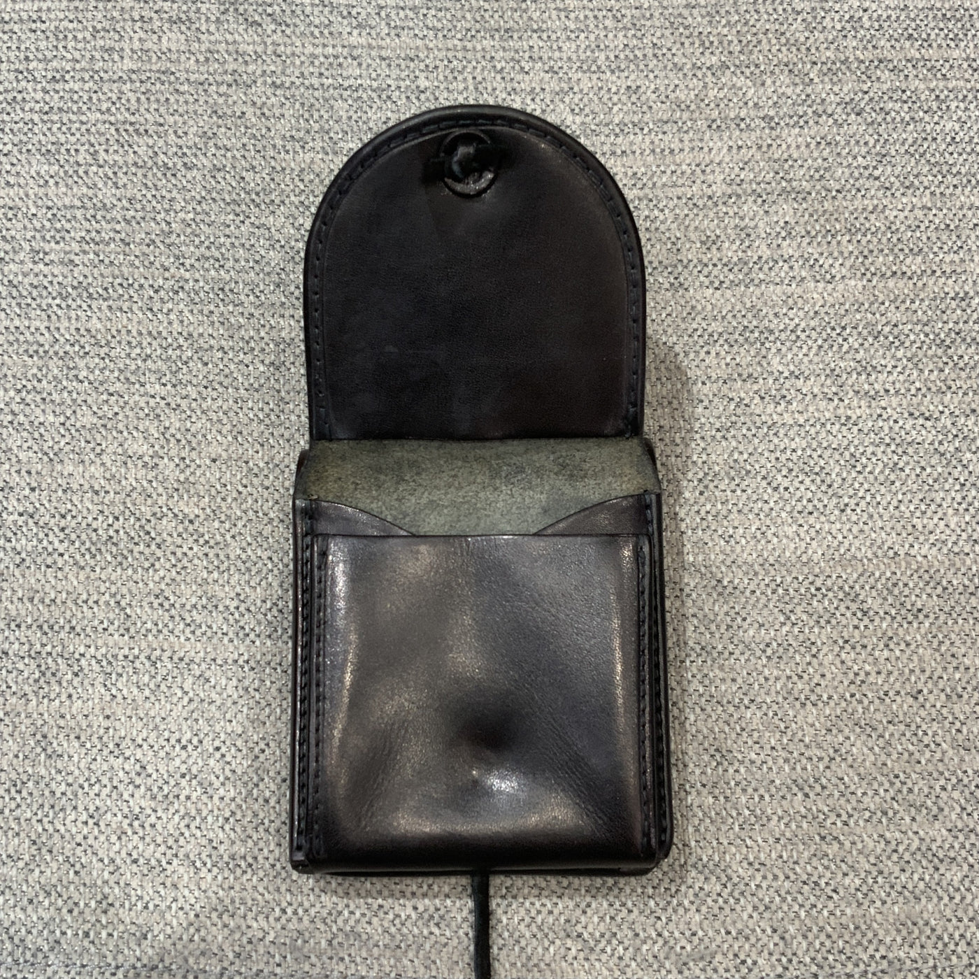 ゴローズ goro's [美品] 新型二つ折り財布(黒) – DELTAone