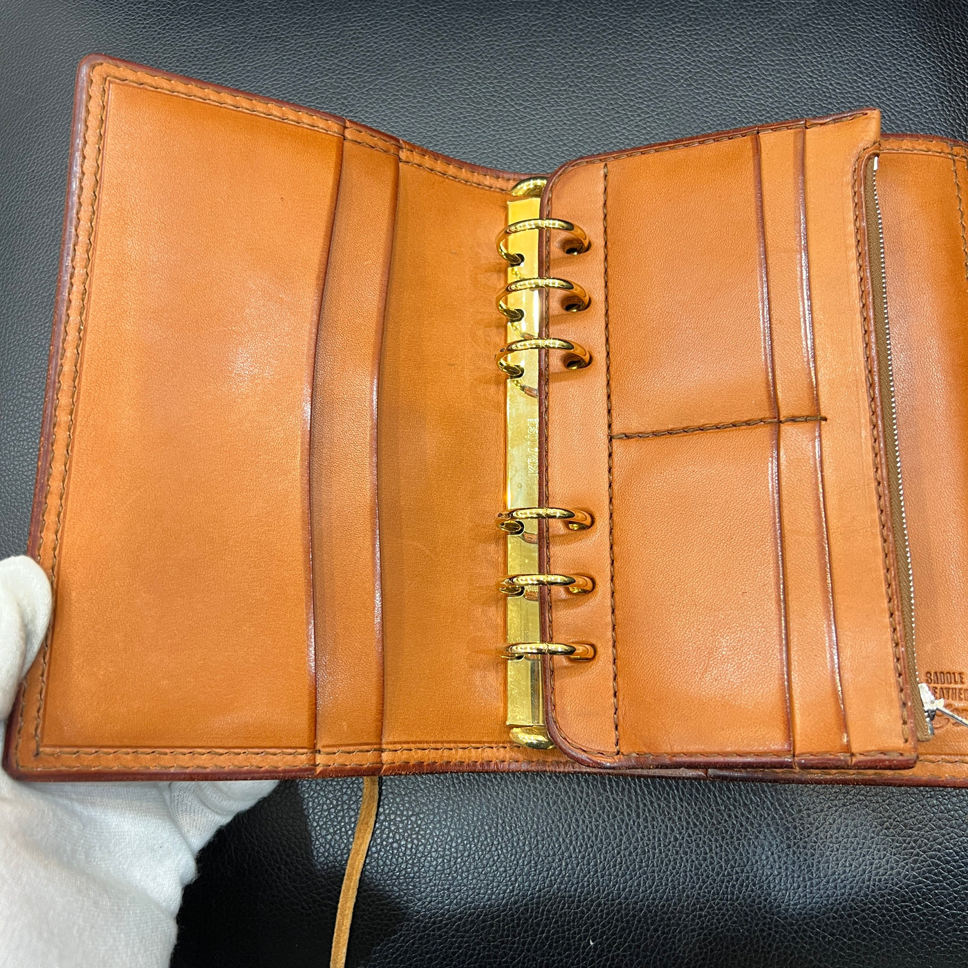 ゴローズ手帳 ゴローズ goro's [ほぼ新品]カスタム手帳(大)赤茶 – DELTAone