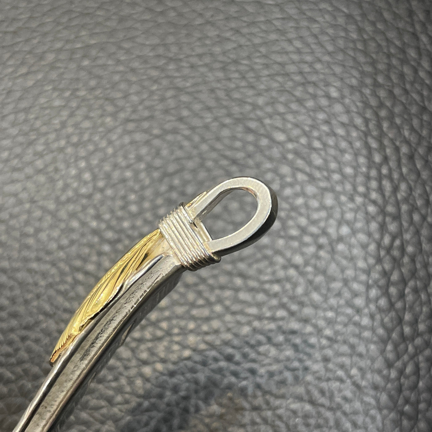 ゴローズ goro's [美品][現行]上金特大フェザー(右)