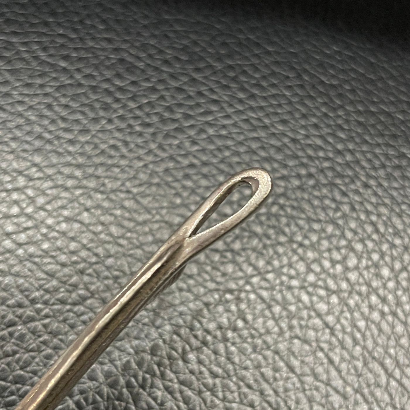 ゴローズ goro's [OLD]メタル付特大フェザー(右) ※雰囲気抜群