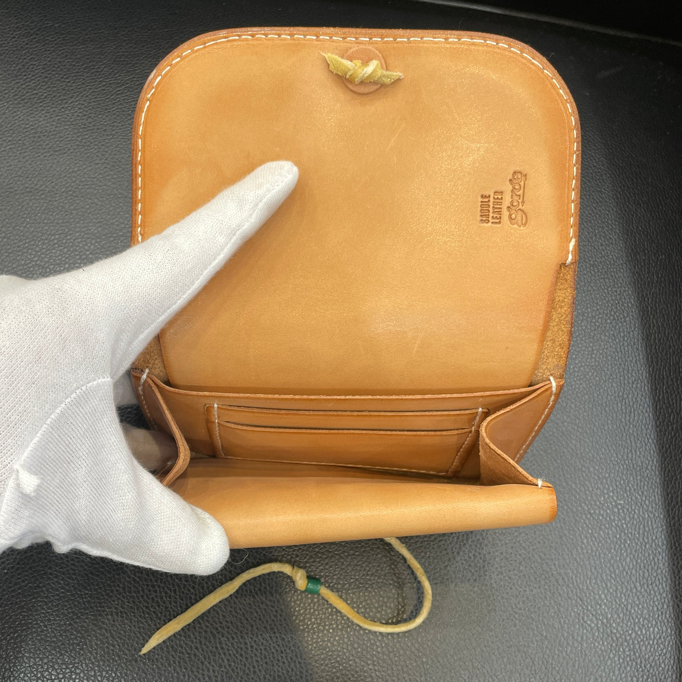 ゴローズ goro's 中財布(サドル)