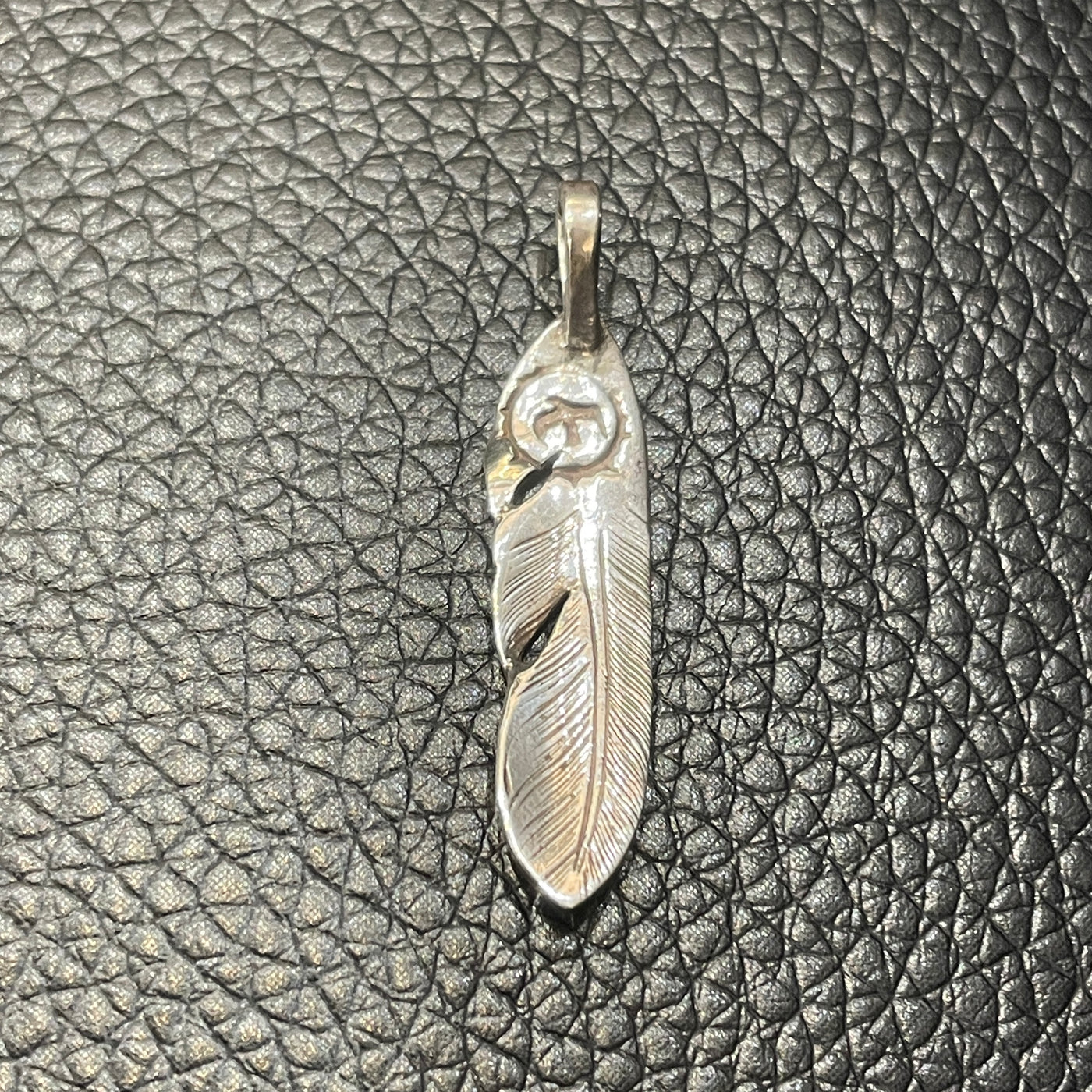 ゴローズ goro's SVフェザー(S)左