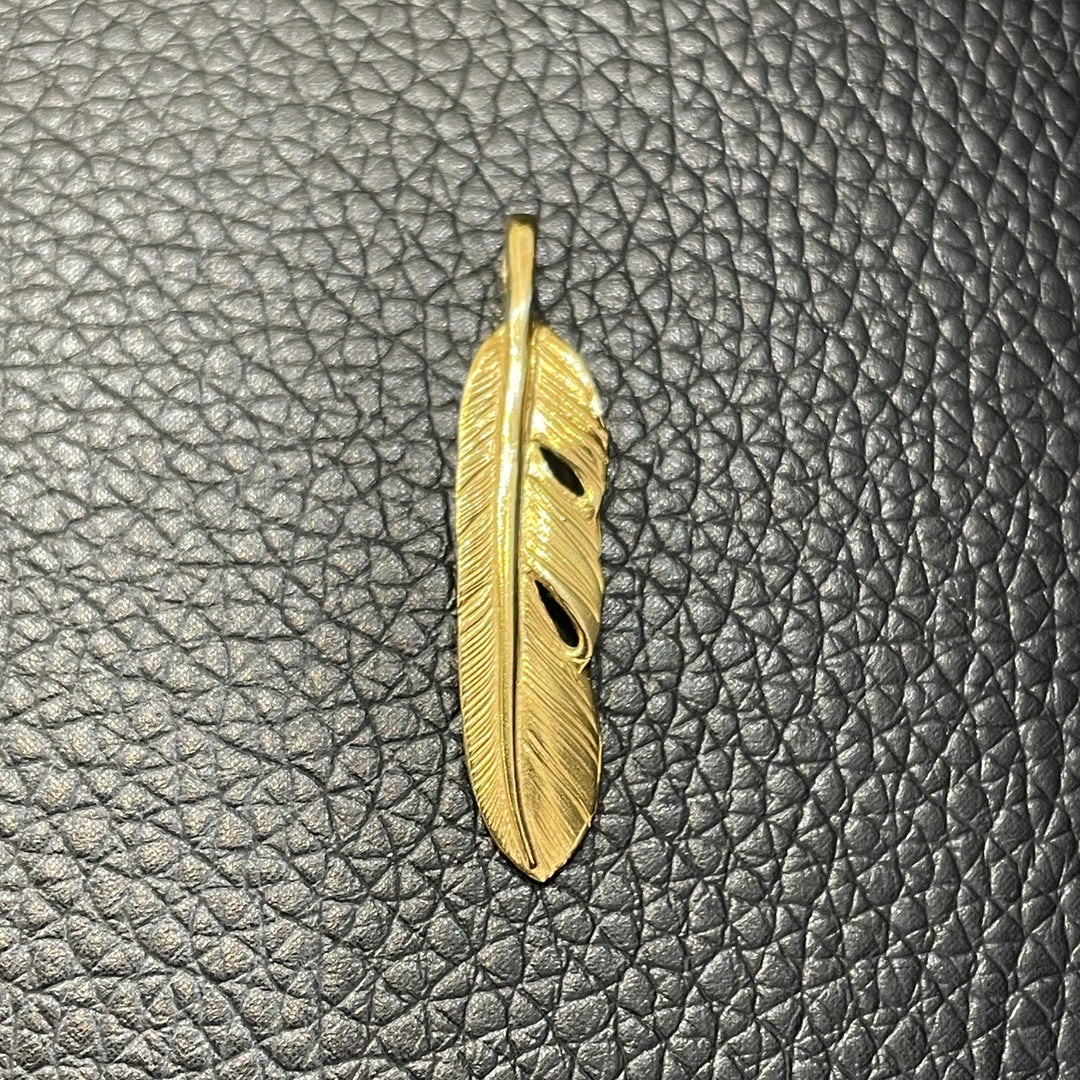 フェザー – DELTAone