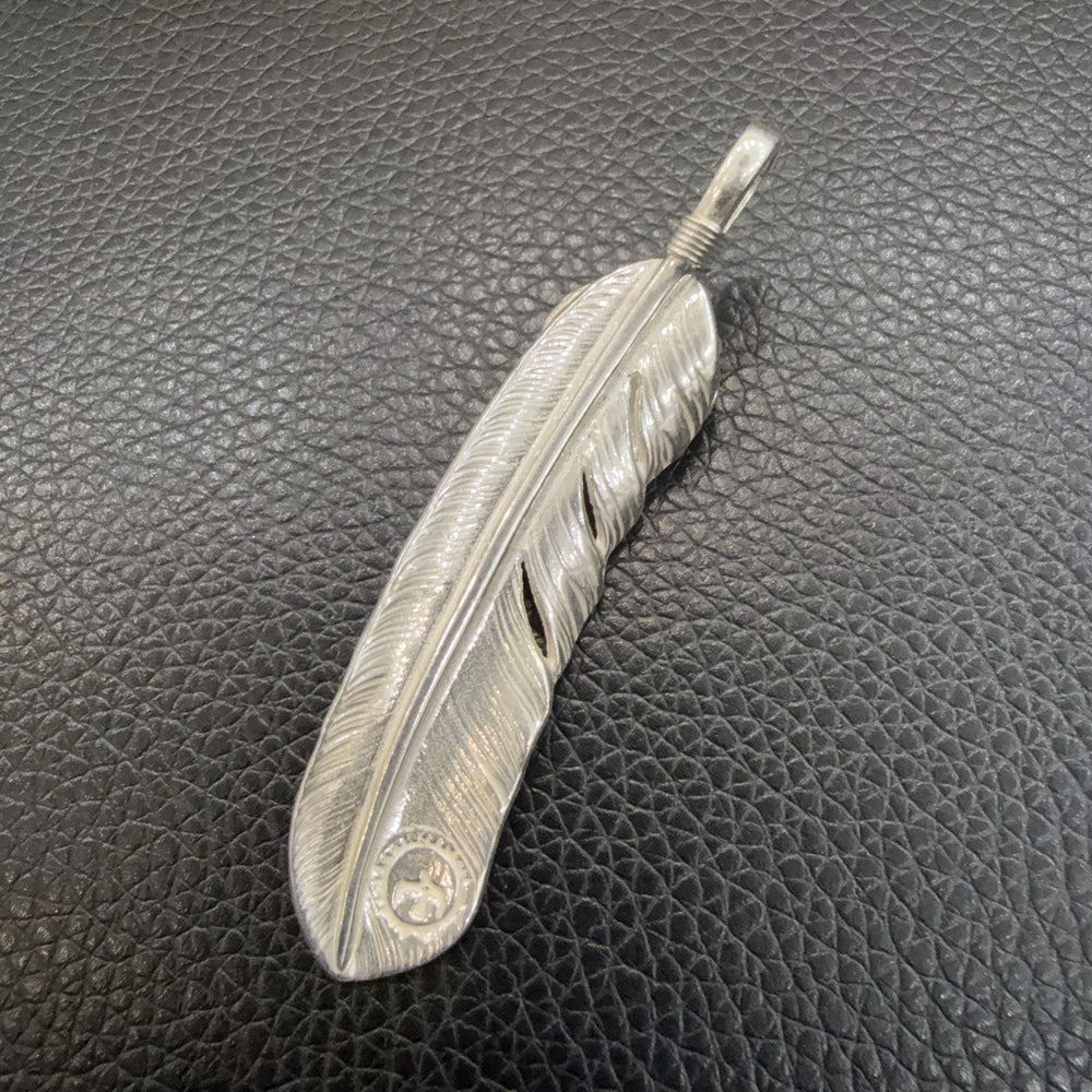 フェザー – DELTAone