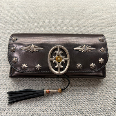 二つ折り長財布 黒 ゴローズ goros ゴローズ goro's [美品]カスタム二つ折り長財布(黒) – DELTAone
