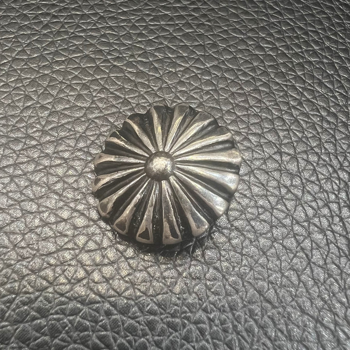 ゴローズgoro's丸型コンチョ IMG_7286_720x.jpg?v=1695441429