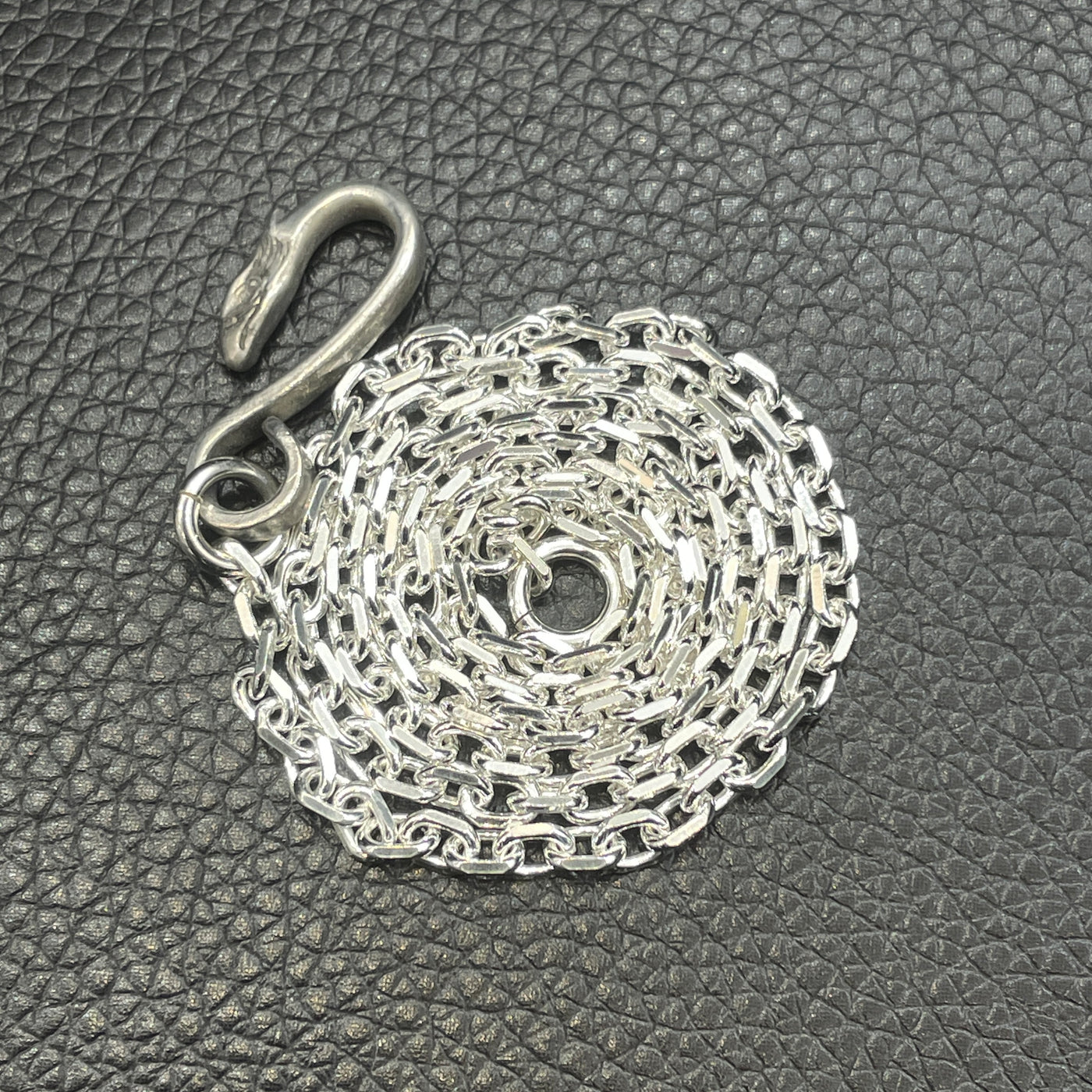 goro's イーグルフック 細角チェーン ゴローズ goro's イーグルフック細角チェーン – DELTAone