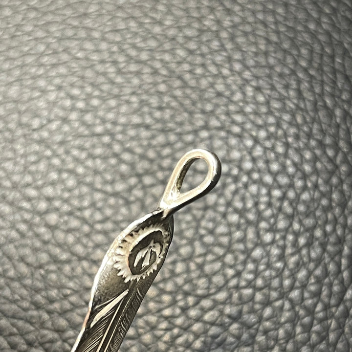 ゴローズ　イボメタル付きフェザーsv (左) IMG_3939_1024x1024.jpg?v=