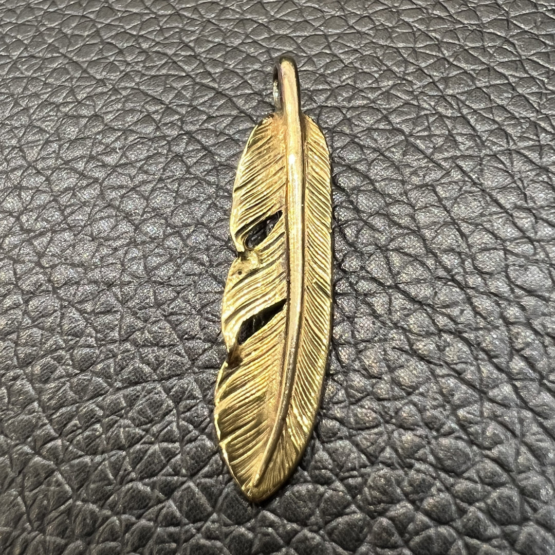 フェザー – ページ 7 – DELTAone