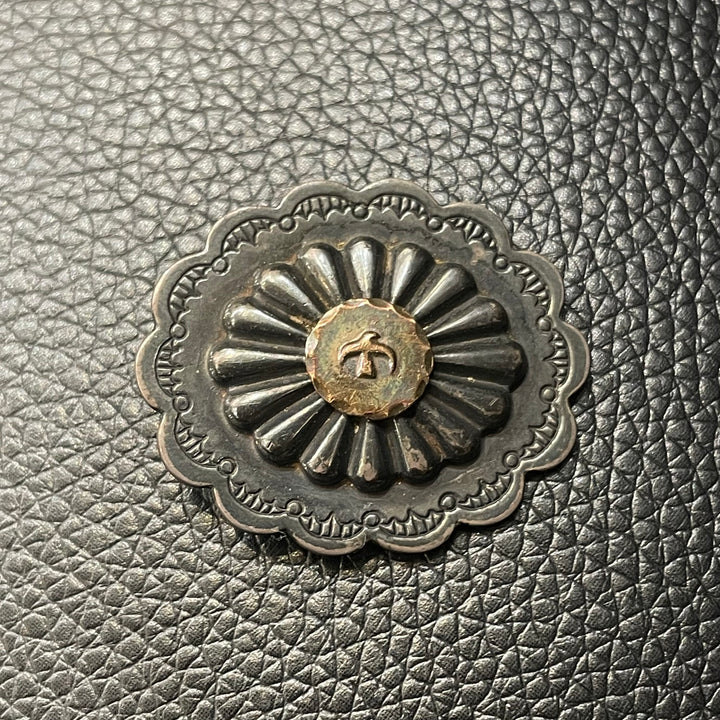 ゴローズ goro's [OLD]K18付フラワーコンチョ(横)※雰囲気抜群※巾着用