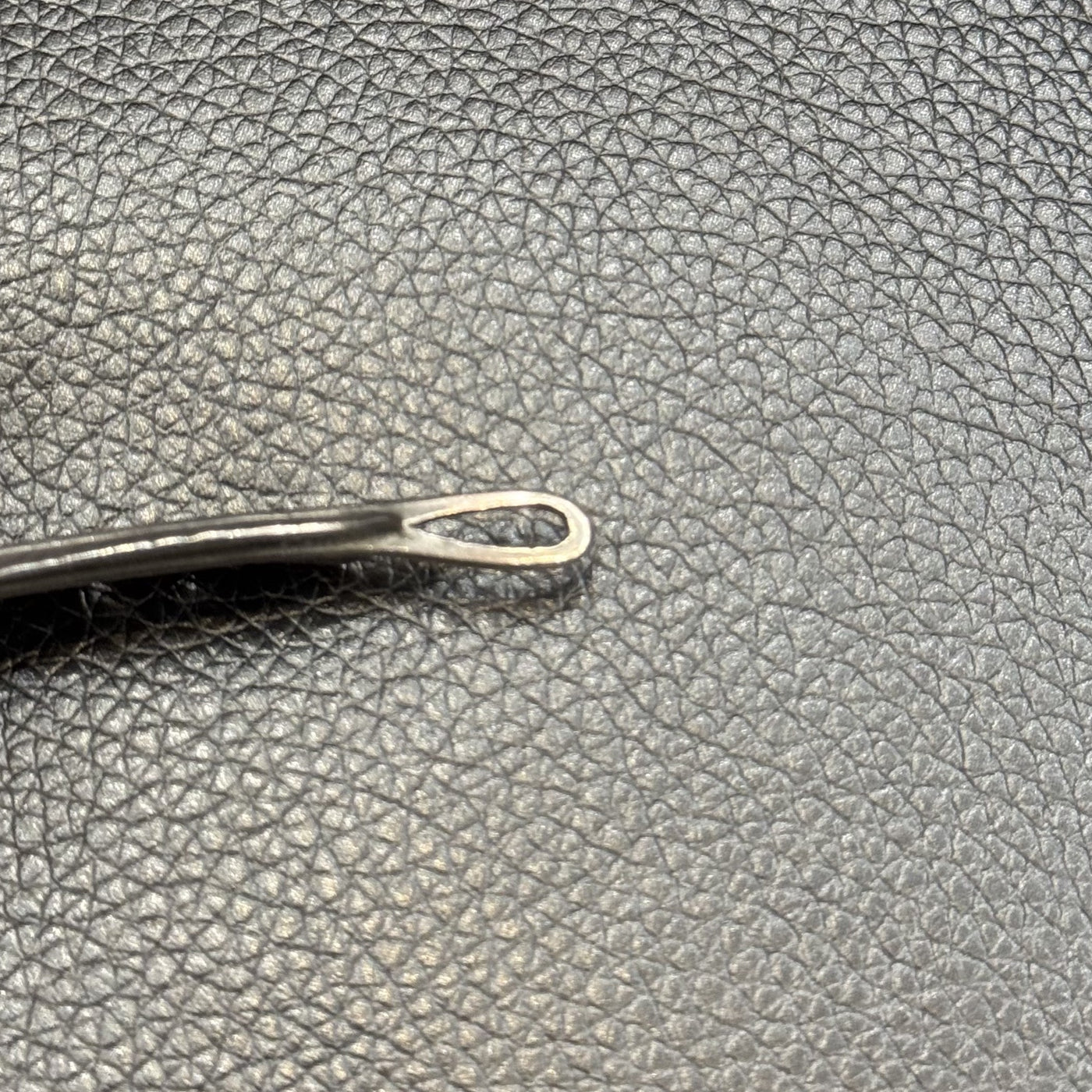 ゴローズ goro's [OLD]先金特大フェザー(右) ※雰囲気抜群