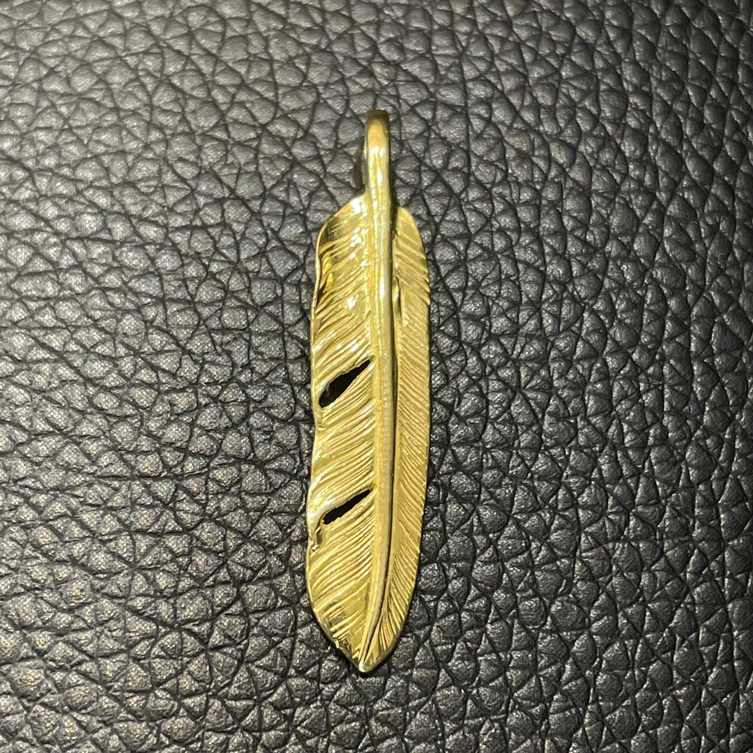 フェザー – ページ 10 – DELTAone