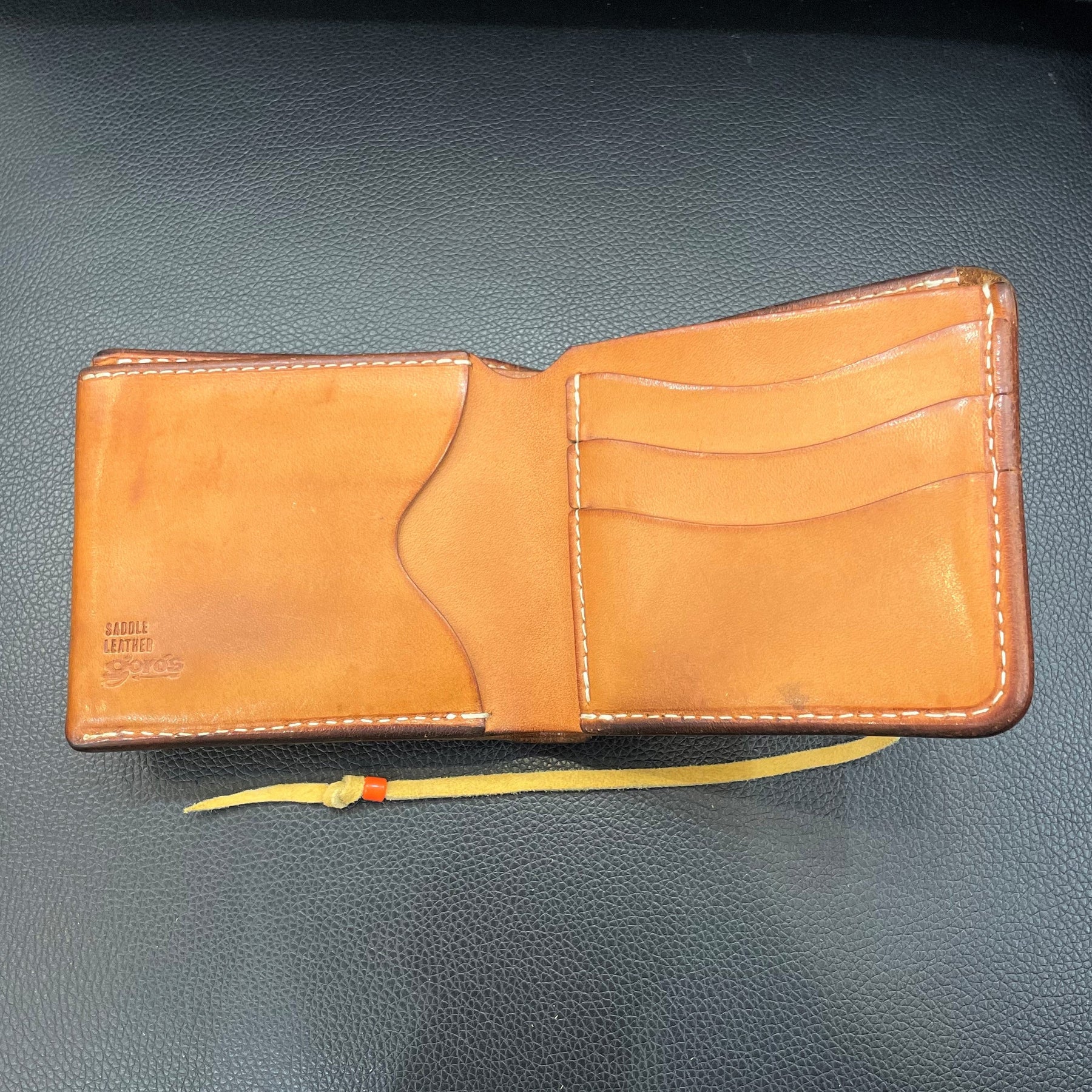 ゴローズ goro's 新型二つ折り財布(サドル） – DELTAone